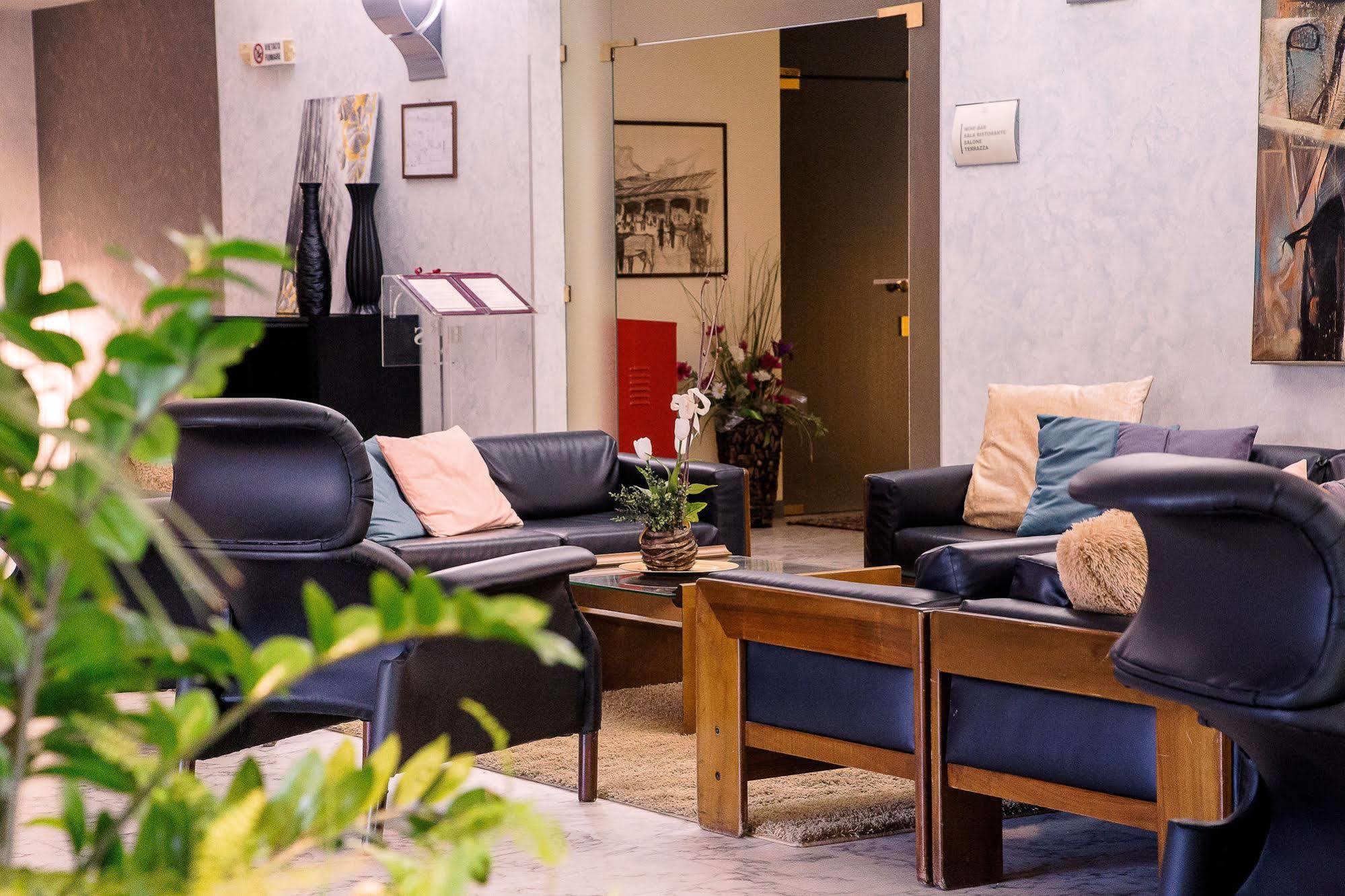 Hotel Salera アスティ エクステリア 写真