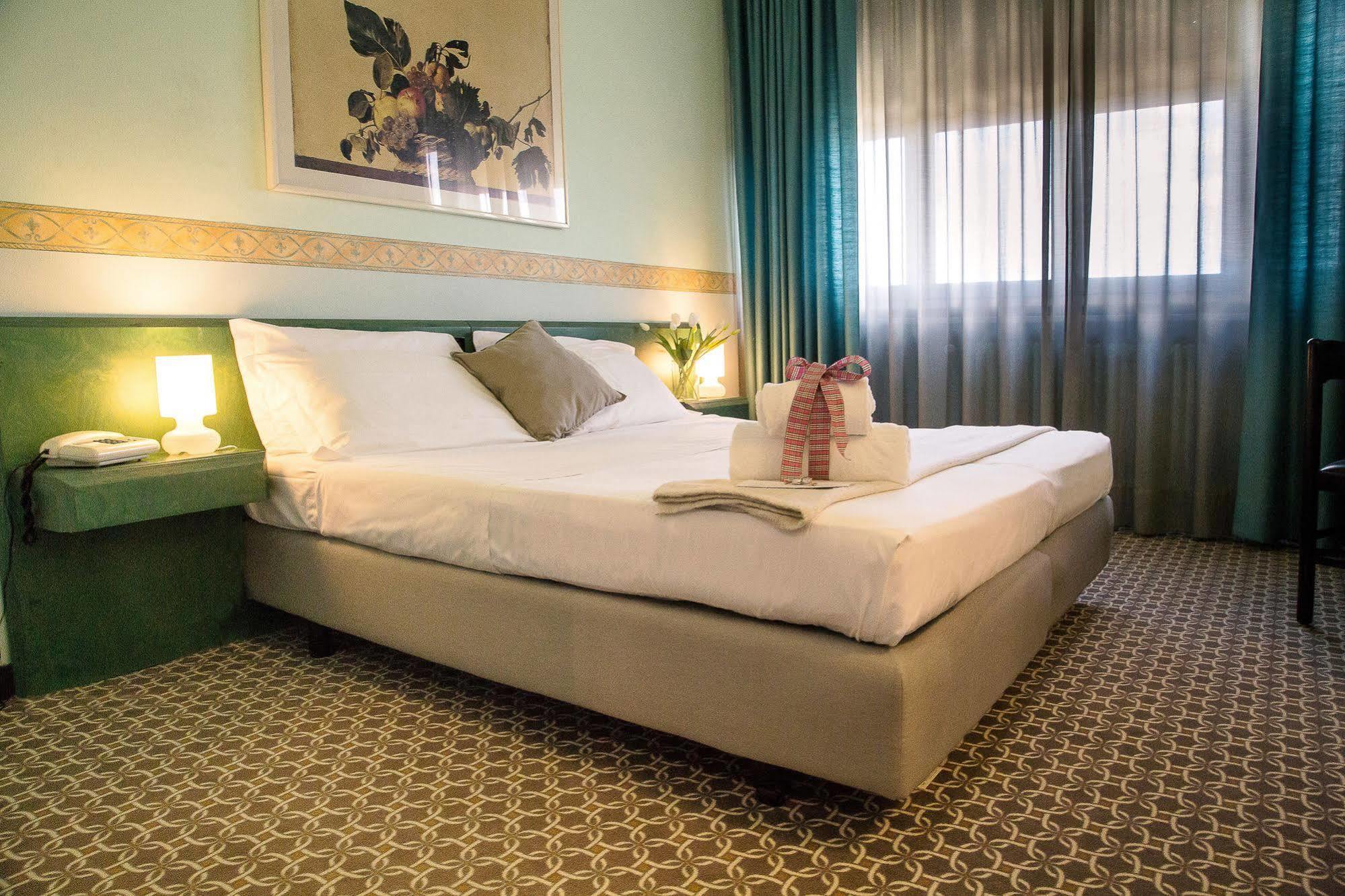 Hotel Salera アスティ エクステリア 写真